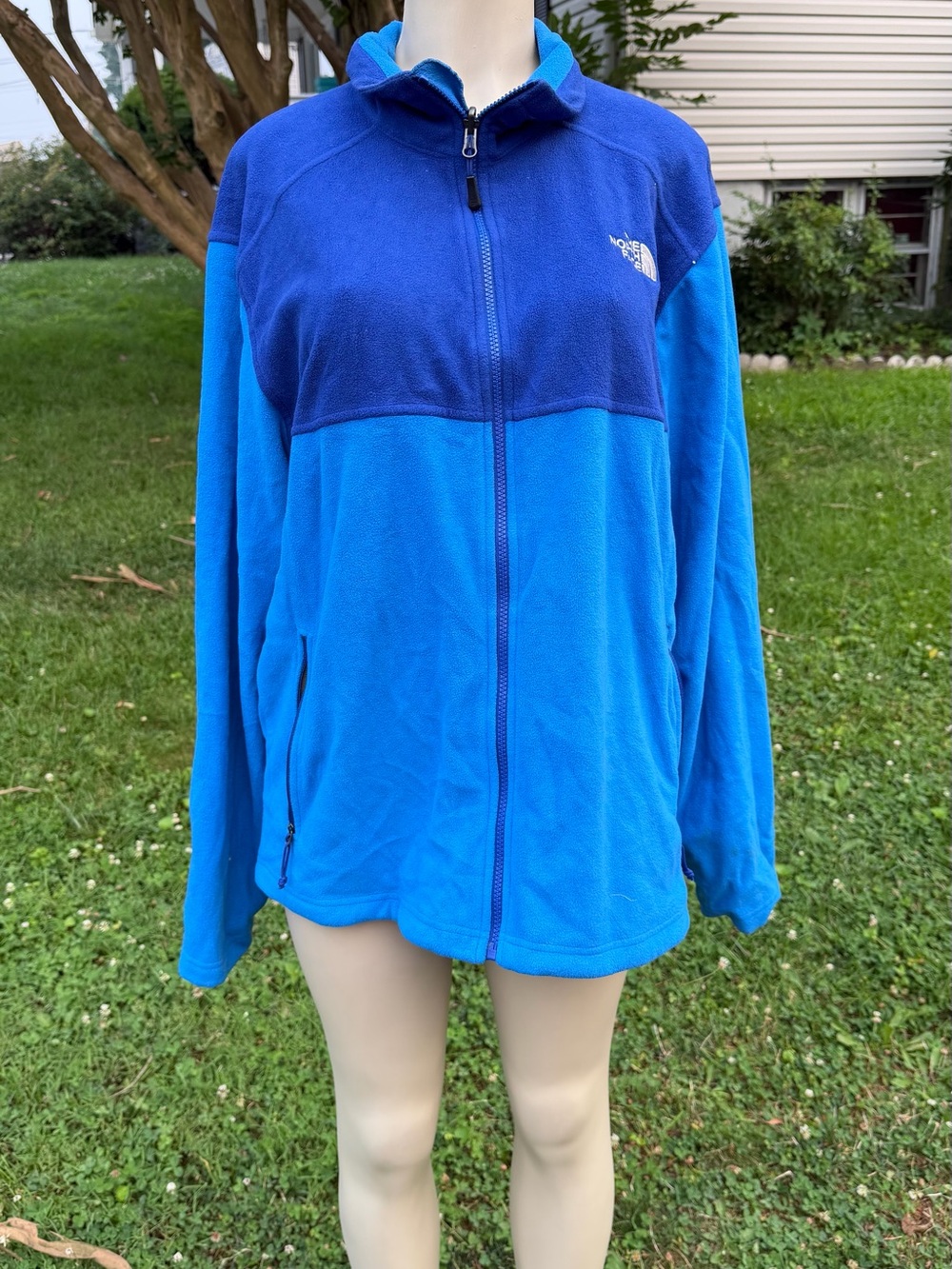 The North Face Women's Two-Tone Blue Fleece Zip Jacket size XL